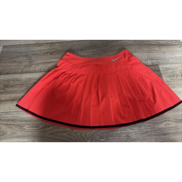 Nike Pants - Nike Dri-FIT women’s pleated athletic/tennis skirt
